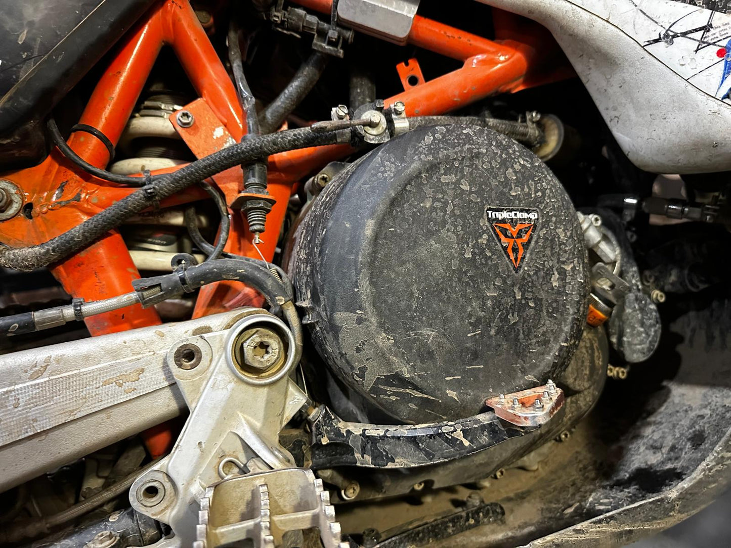 TripleClamp Moto - Engine protection cover for KTM 690 and Husqvarna 701 and GasGas ES700