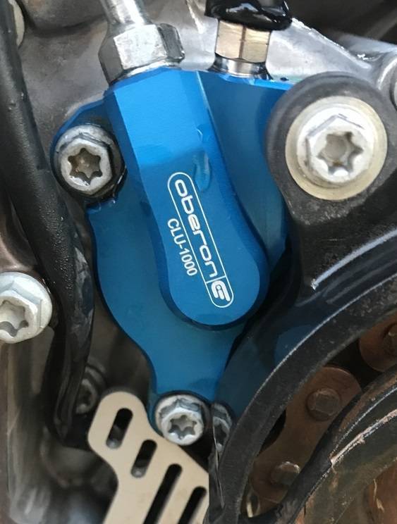 Oberon Slave Cylinder for Husqvarna 701 450 501 2017+ / KTM 690 2016